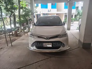 Toyota Axio 2016