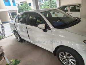 Toyota Axio 2016