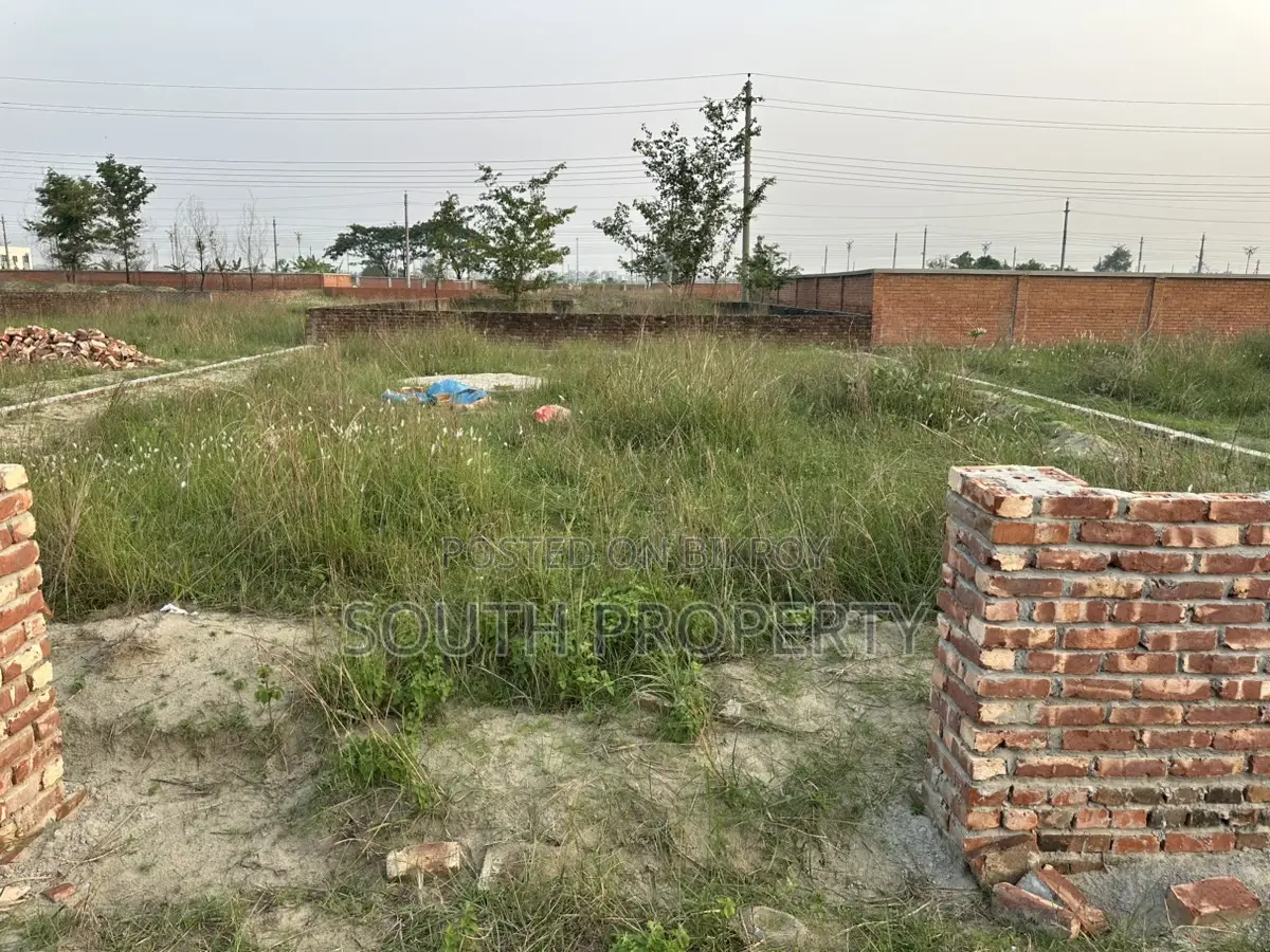 4-Katha, P-Block, Urgent Sell, Bashundhara R/A