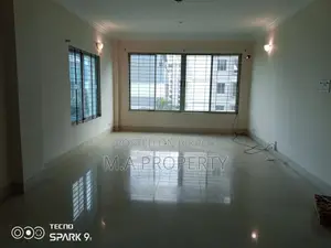 গুলশান ২-এ ২৩০০ বর্গফুটের ৩ রুমের অফিস অ্যাপার্টমেন্ট ভাড়া হবে