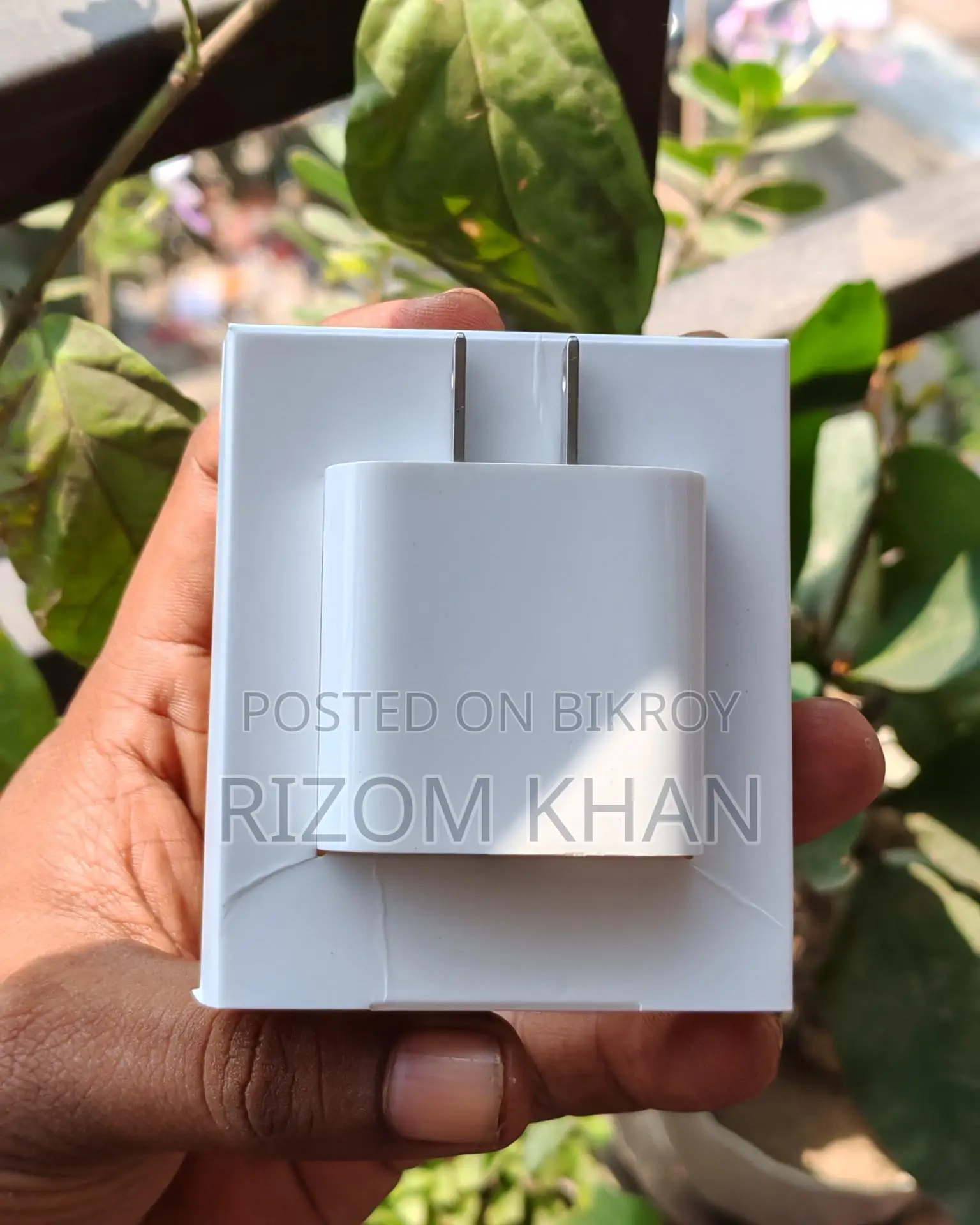 অ্যাপল ২০ ওয়াট ইউএসবি-সি পাওয়ার অ্যাডাপ্টার ফ্রেশ কন্ডিশন