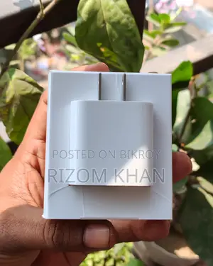 অ্যাপল ২০ ওয়াট ইউএসবি-সি পাওয়ার অ্যাডাপ্টার ফ্রেশ কন্ডিশন
