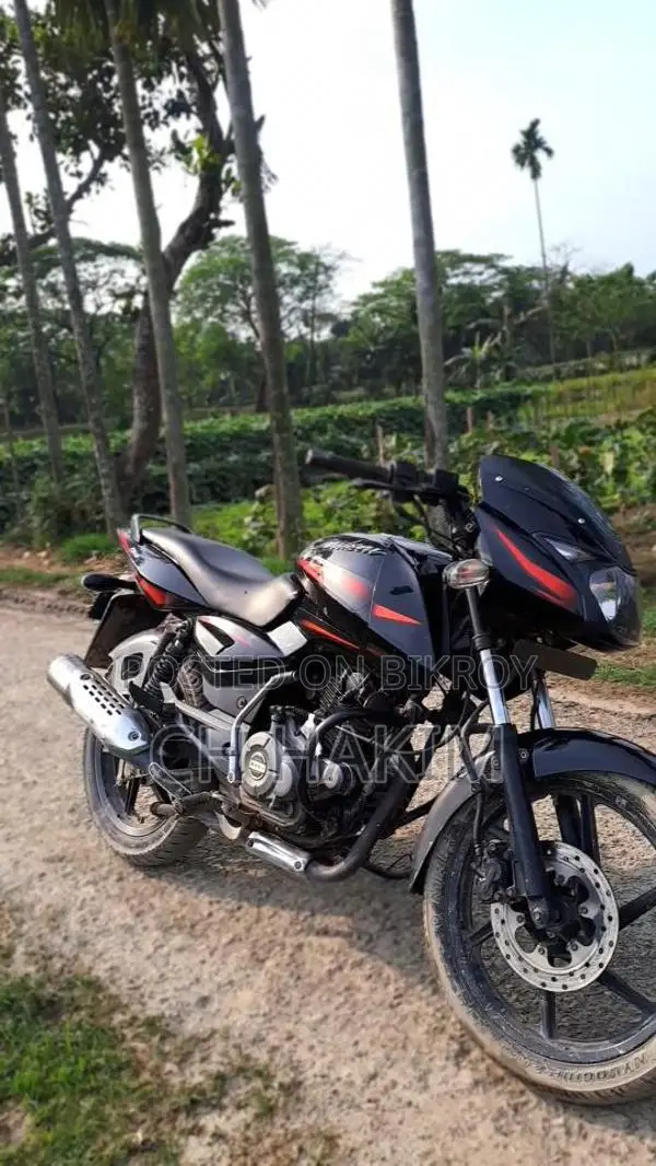 Bajaj Pulsar 2016