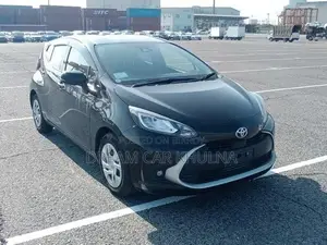 Toyota Aqua Hybrid G NEW SHAPE 2020