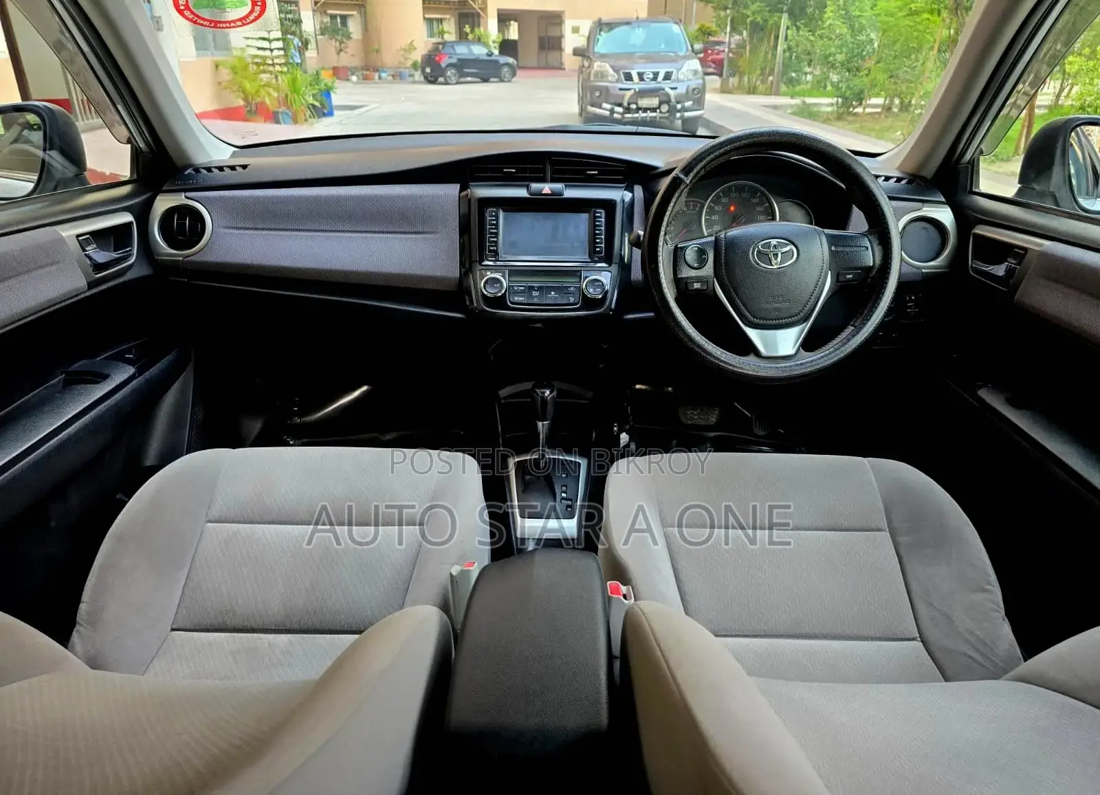 Toyota Axio X Limited Cng 2012