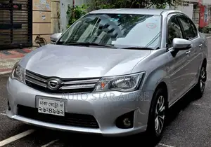 Toyota Axio X Limited Cng 2012