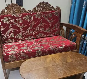 ৫ সিটের প্রিমিয়াম সোফা সেট বিক্রয় হবে
