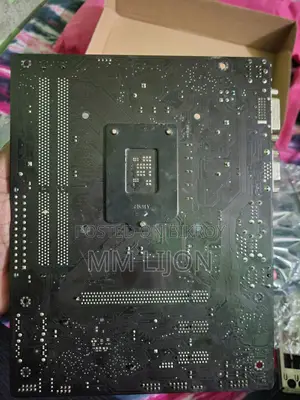 ASUS H61M-K Motherboard