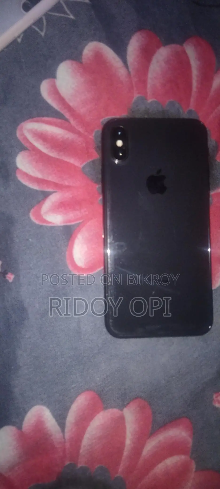 Apple iPhone X (Used)