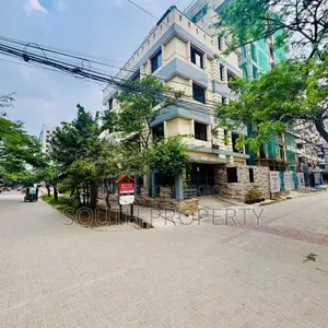 রেডি ৪ তলা ডুপ্লেক্স সহ বাড়ি বিক্রয় @বসুন্ধরা আবাসিক জি ব্লক