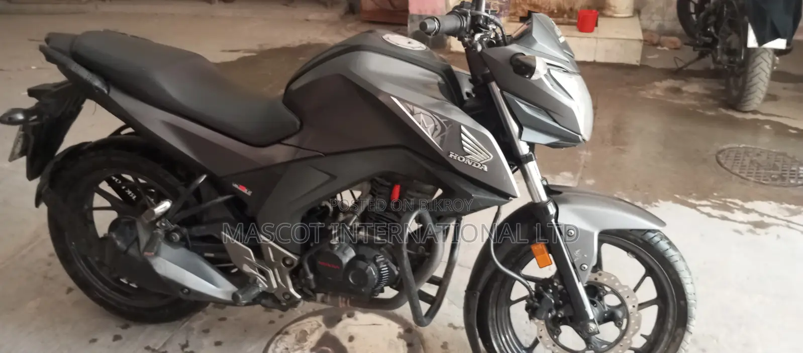 Honda Hornet 2018