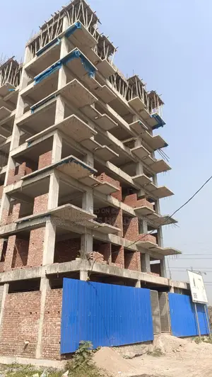 3-Bedroom Apartment in Magic Bricks, Aftab Nagar for Sale