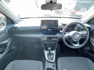 Toyota Yaris Cross HYBRID G PACKAGE 2021