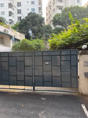 নিউ ইস্কাটন রোড, ল্যান্ড শেয়ার।