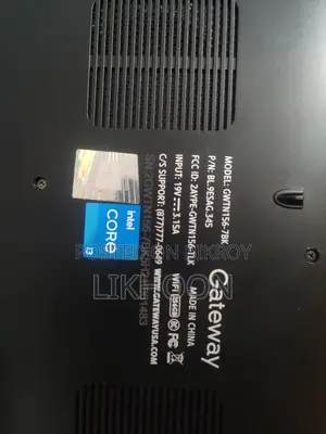 i3 11th gen Gateway laptop 8-256Gb (Motherboard Dead)
