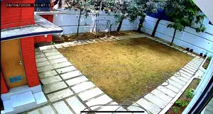 দক্ষিণমুখী নতুন অ্যাপার্টমেন্ট