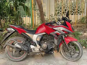 Yamaha Fazer . 2017