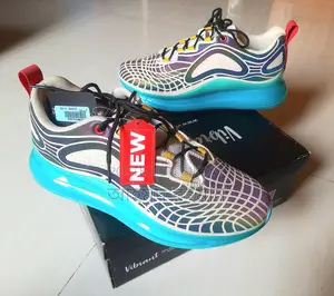 Vibrant (ভাইব্রেন্ট) New Expensive Sneaker