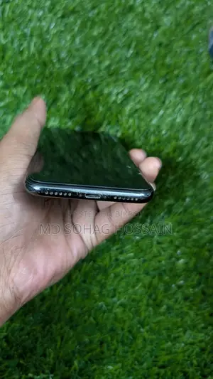 Apple iPhone X (Used)