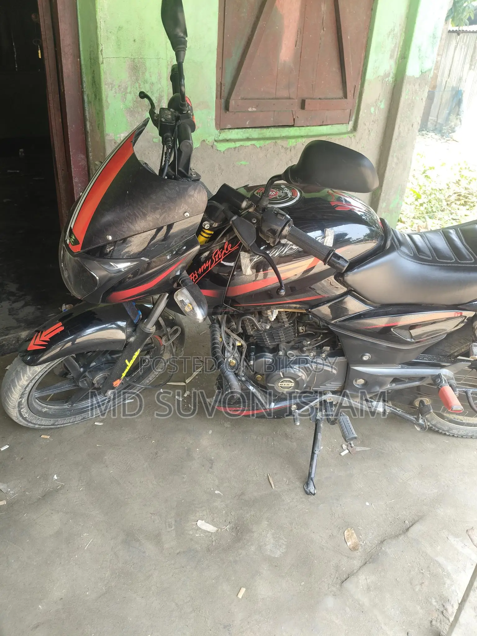 Bajaj Pulsar 150 - 2018