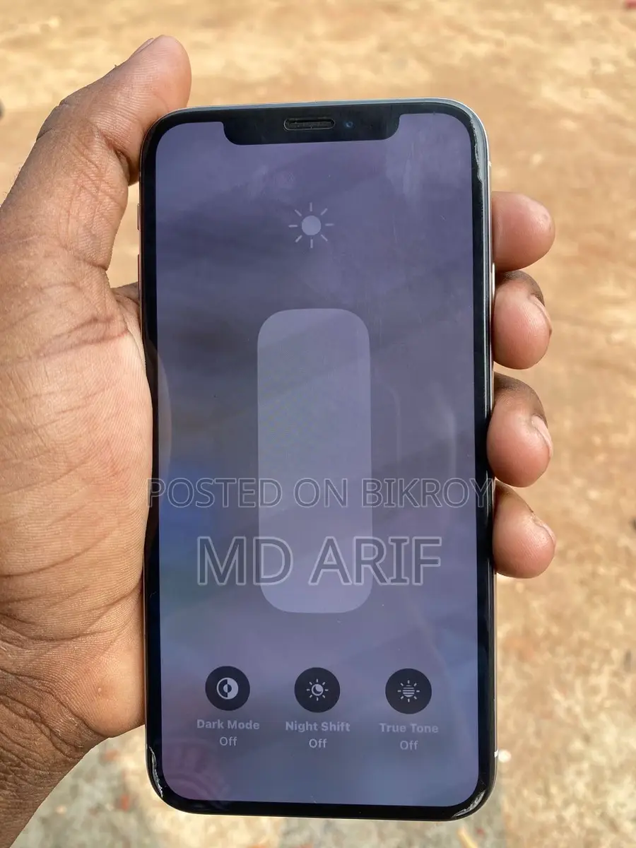 Apple iPhone X (Used)