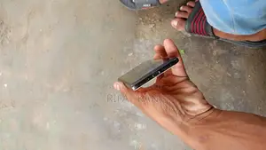 Google Pixel 6 . (Used)