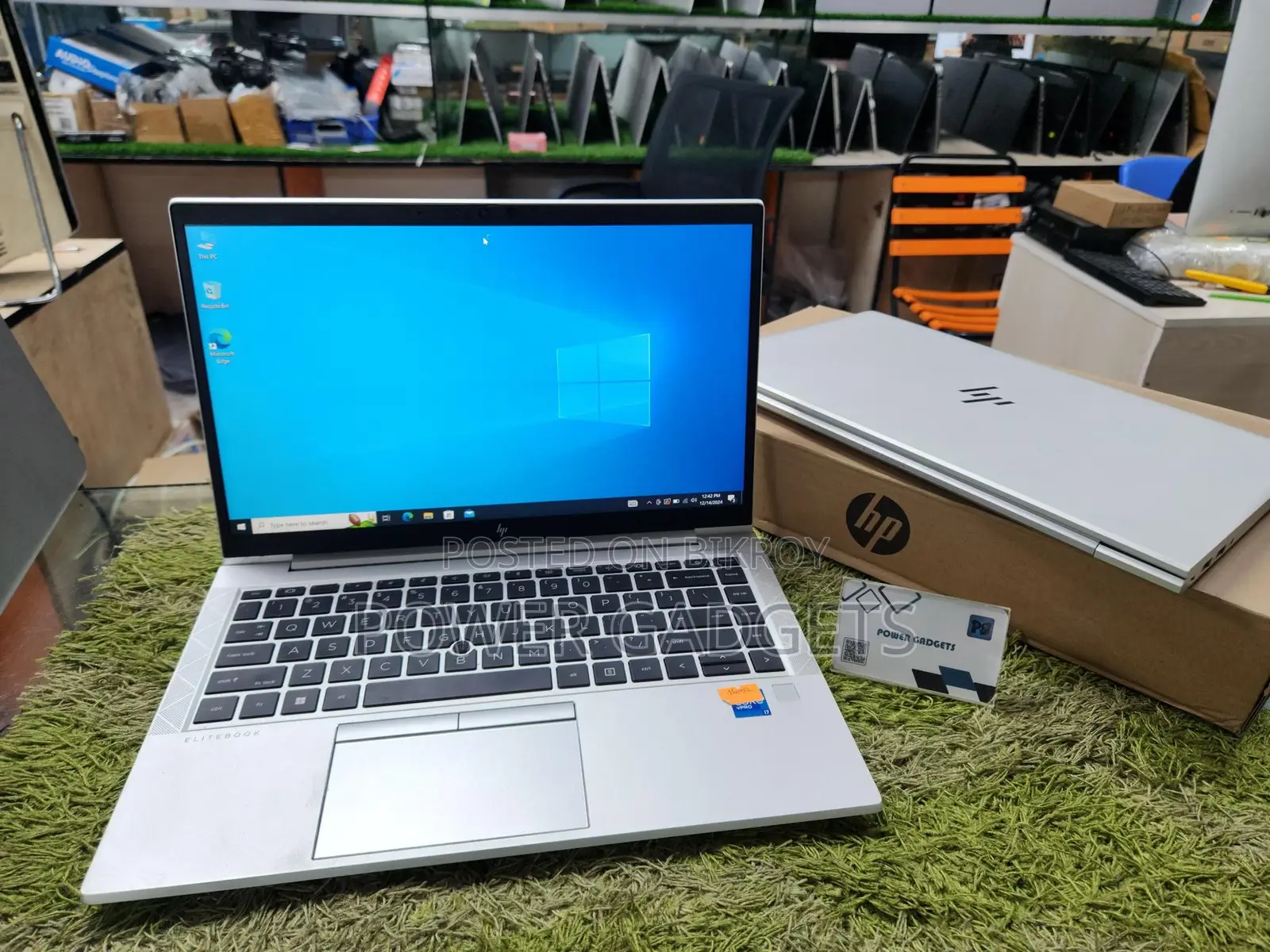 Hp EliteBook 840 G8 core i7 11th Gen সাথে ব্যাগ