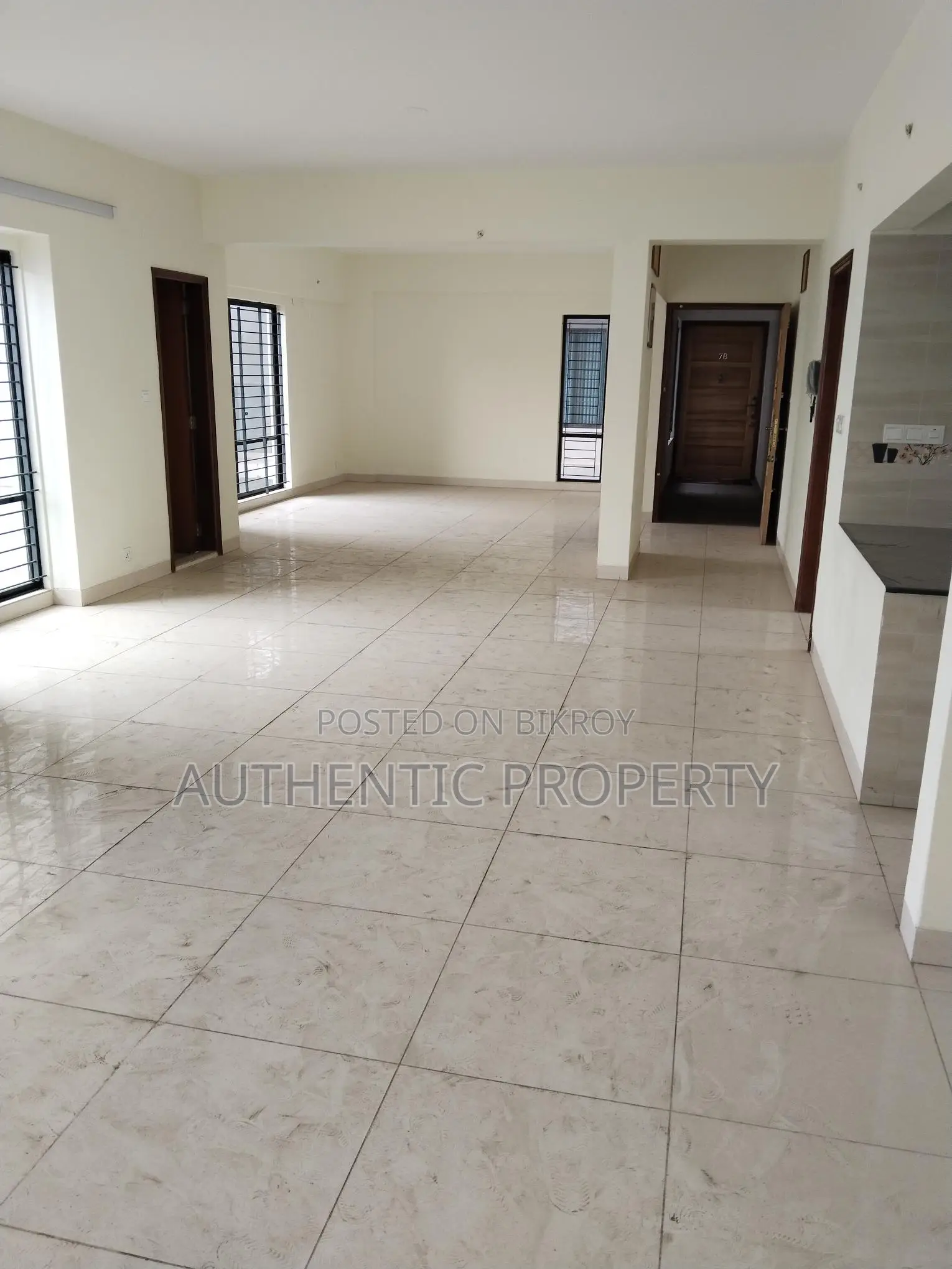 2250 sft, south facing, 4 beds flat sale @ Bashundhara