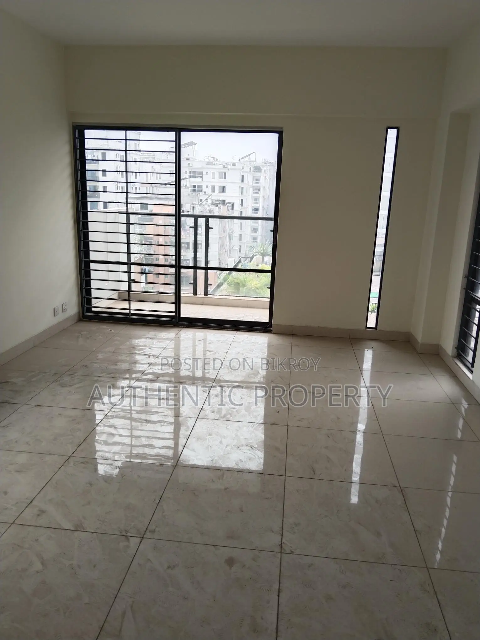 2250 sft, south facing, 4 beds flat sale @ Bashundhara