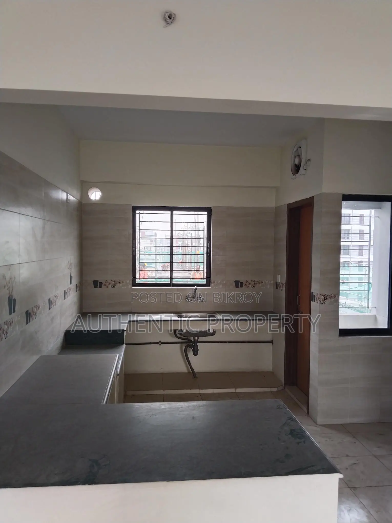 2250 sft, south facing, 4 beds flat sale @ Bashundhara