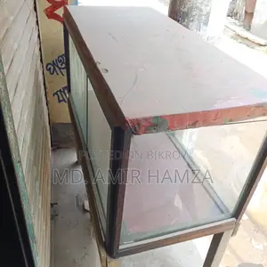 সিঙ্গারা রাখার শোকেস