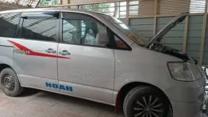 মাসিক চুক্তিতে গাড়ি ভাড়া