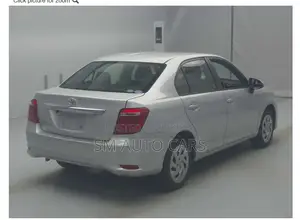 Toyota Axio Non Hybrid EX Silver 2020