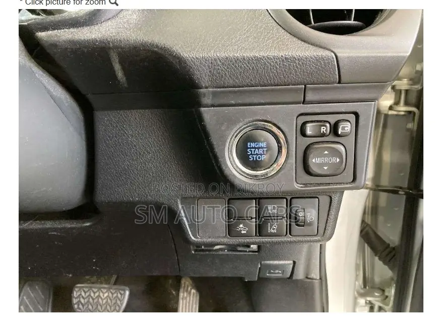 Toyota Axio Non Hybrid EX Silver 2020