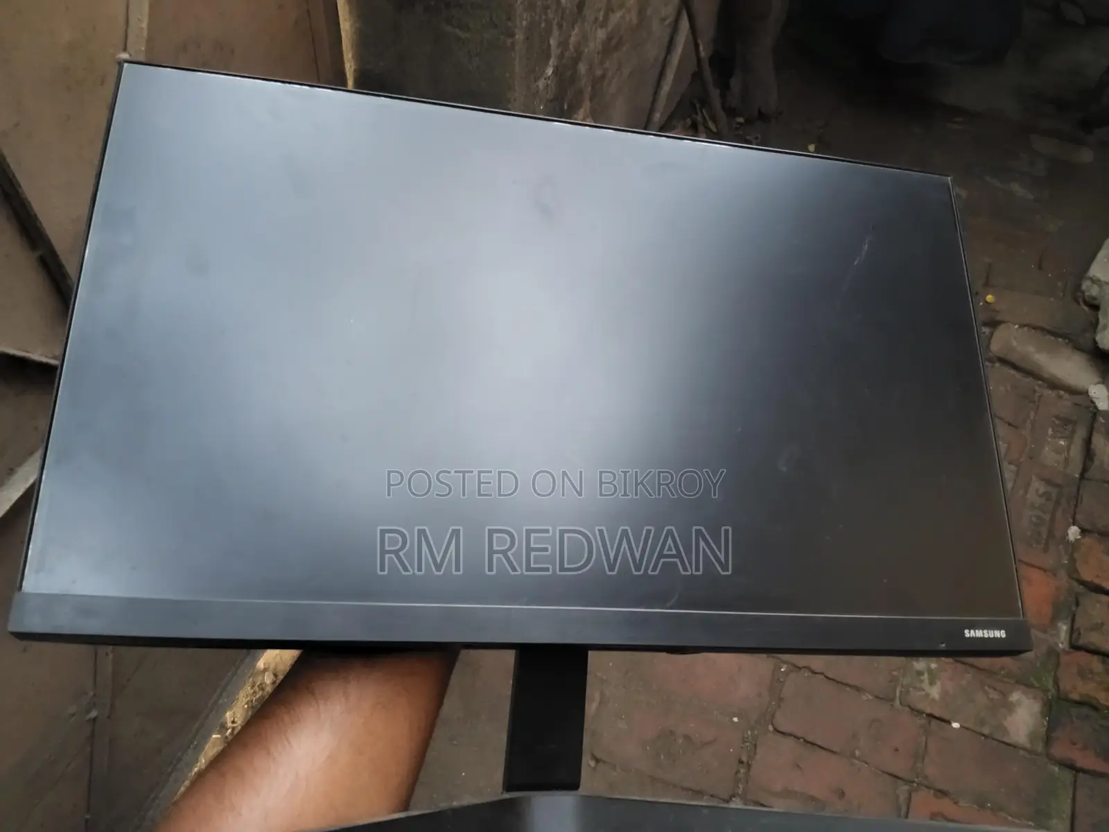 Samsung 22” Full HD Monitor (Used)