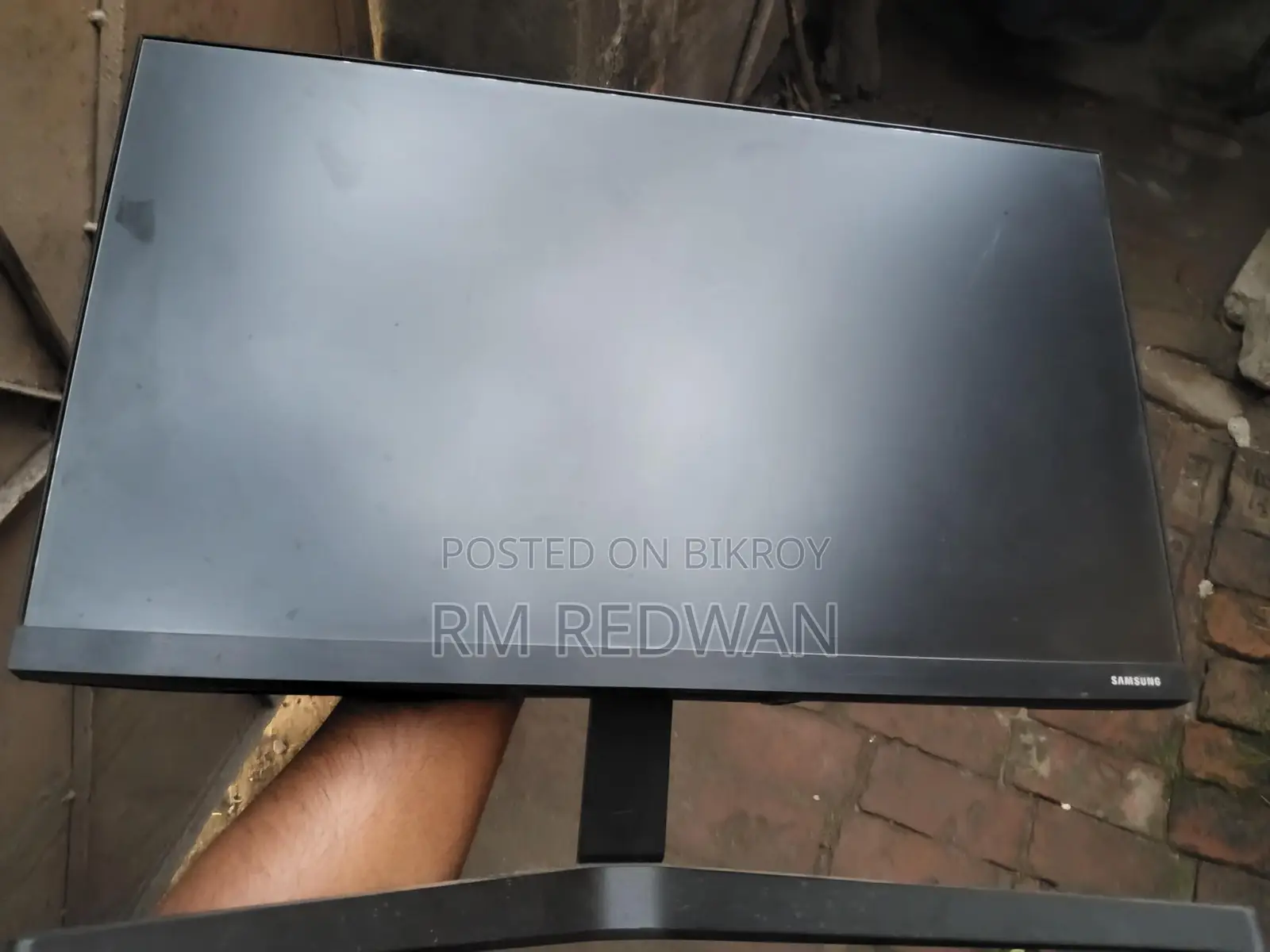 Samsung 22” Full HD Monitor (Used)