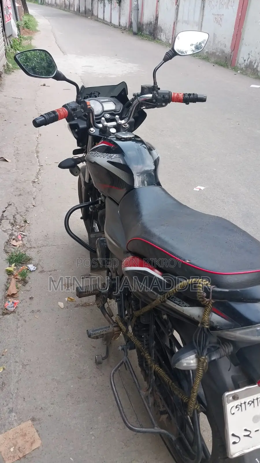 Bajaj Discover 125 2020 Black