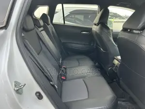 Toyota Corolla Cross Z Pearl Hardtop 2022