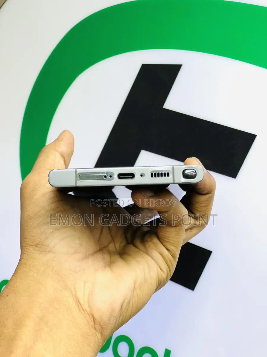 Samsung Galaxy S23 Ultra 8/256 (Used)