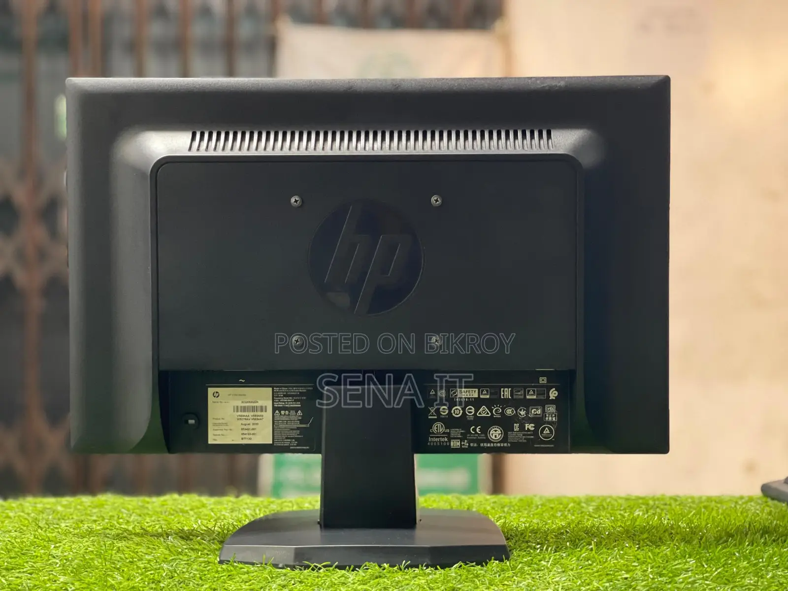 HP 19" FULL FRESH CONDITION USED MONITOR