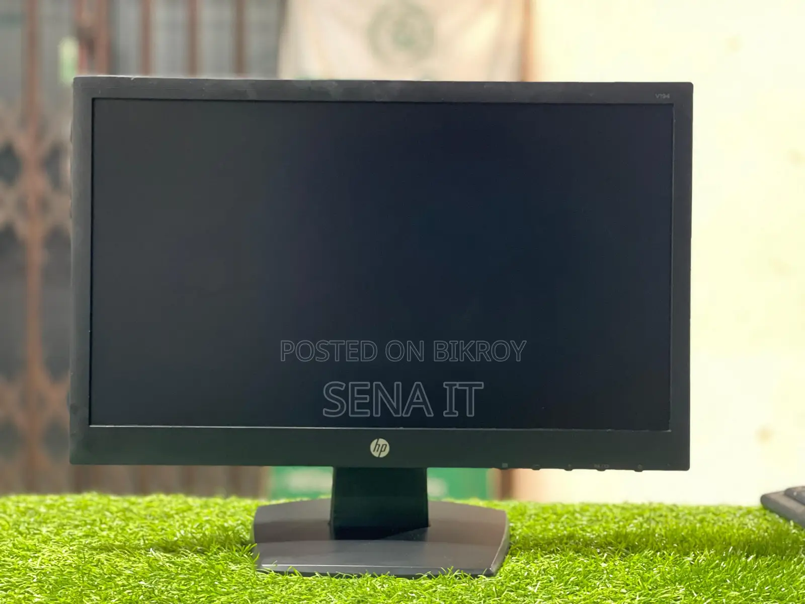 HP 19" FULL FRESH CONDITION USED MONITOR
