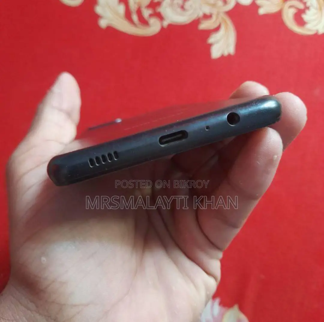 Samsung Galaxy A12 Full fresh (Used)