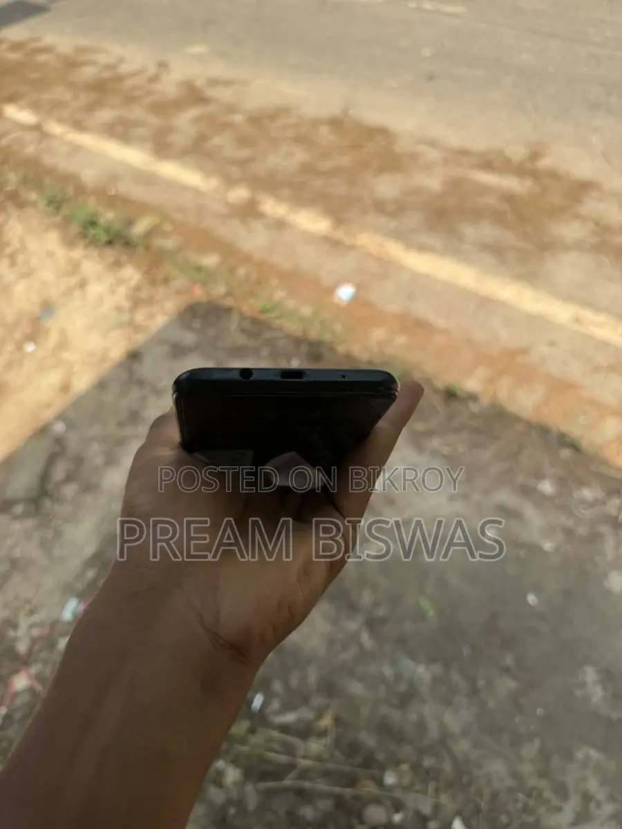 Infinix Hot 11 Play (Used)