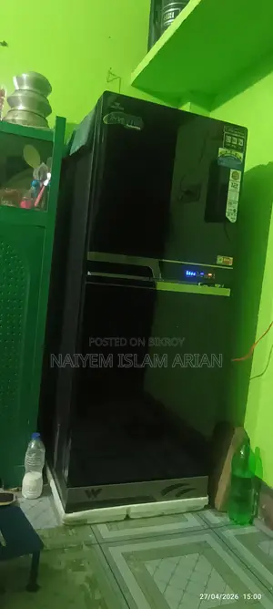 Walton একটি ফ্রিজ বিক্রয় হবে