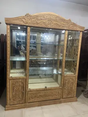 সেগুন কাঠের শোকেস ৬/৭ ফিট