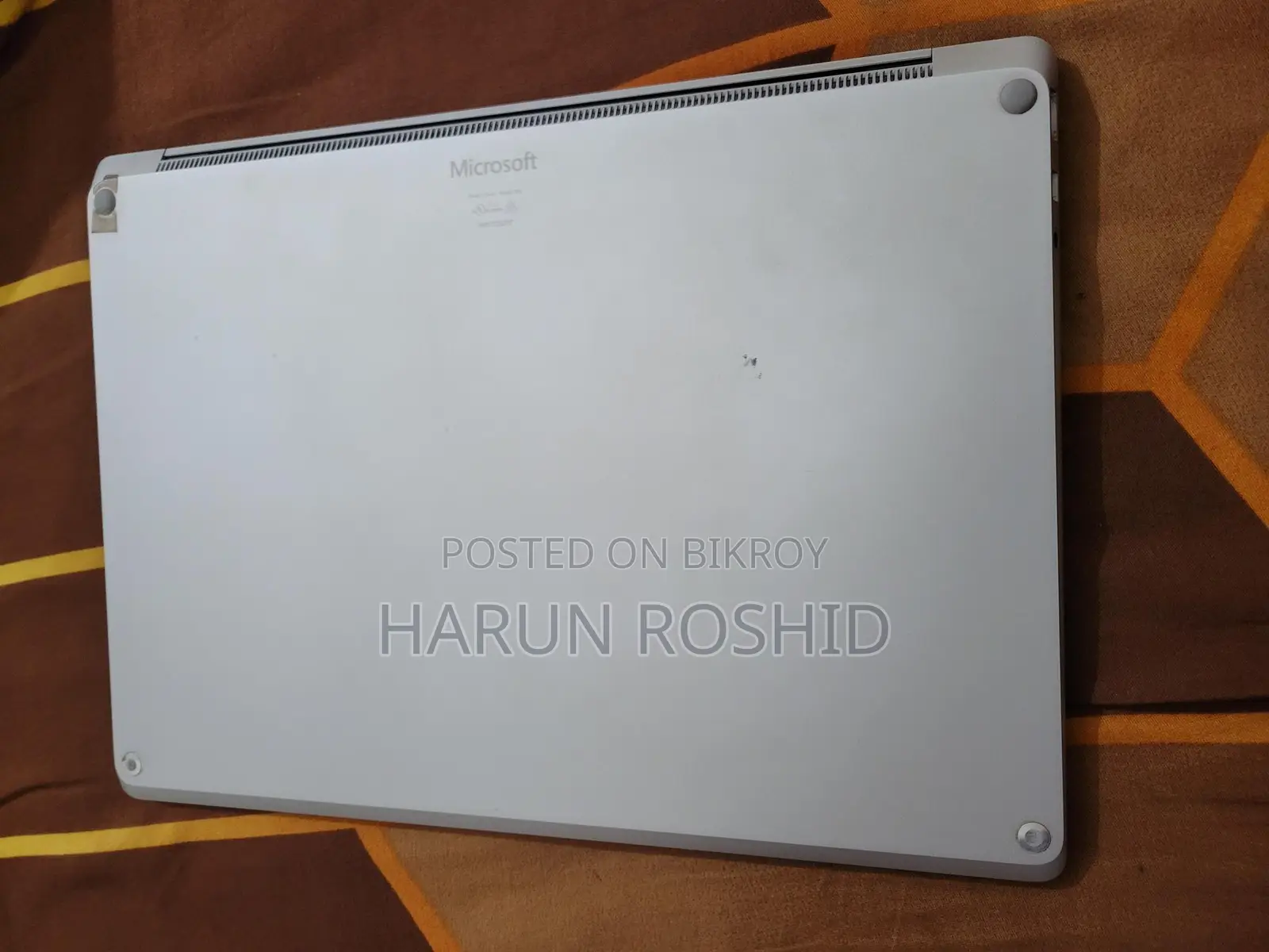 Microsoft Surface Laptop 2 ব্যবহৃত