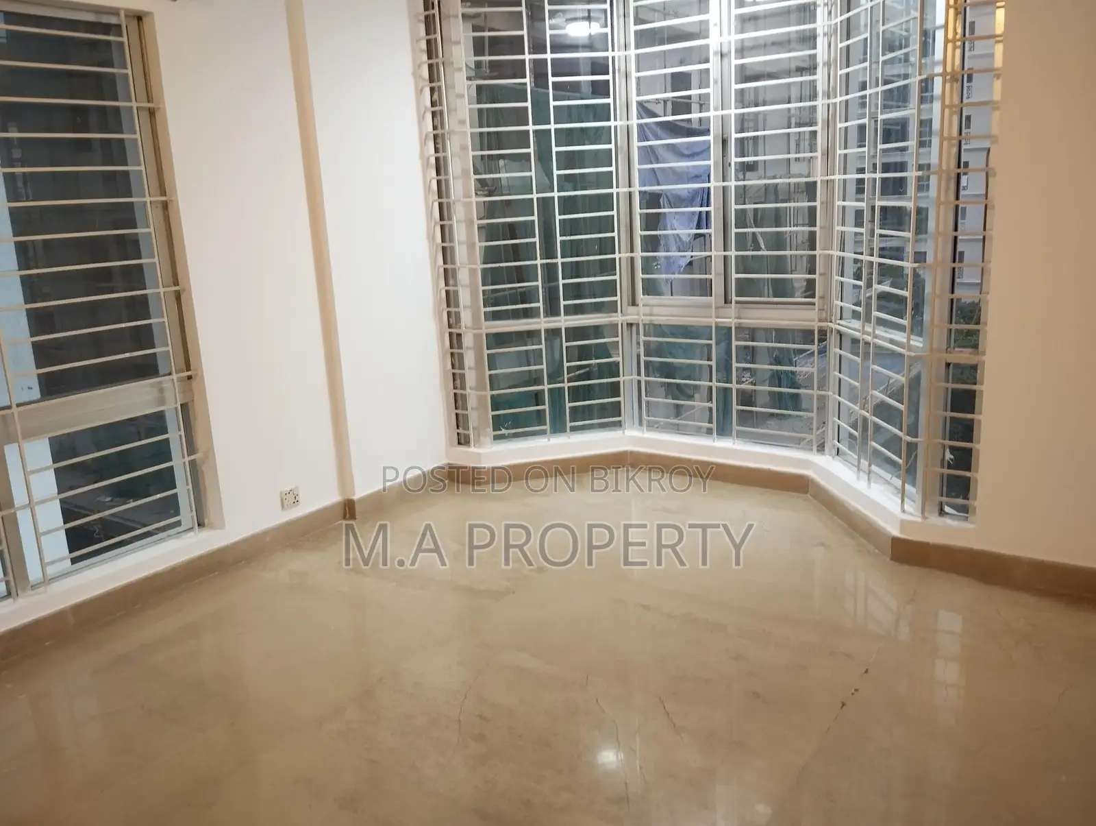 SAMI NEW 4 BED UNFURNISHED FLAT RENT IN GULSHAN 2 MEDDLE
