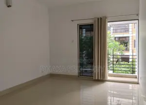 3Bed Wonderful Corner Plot Flat Rent at Baridhara Diplomatic Zone