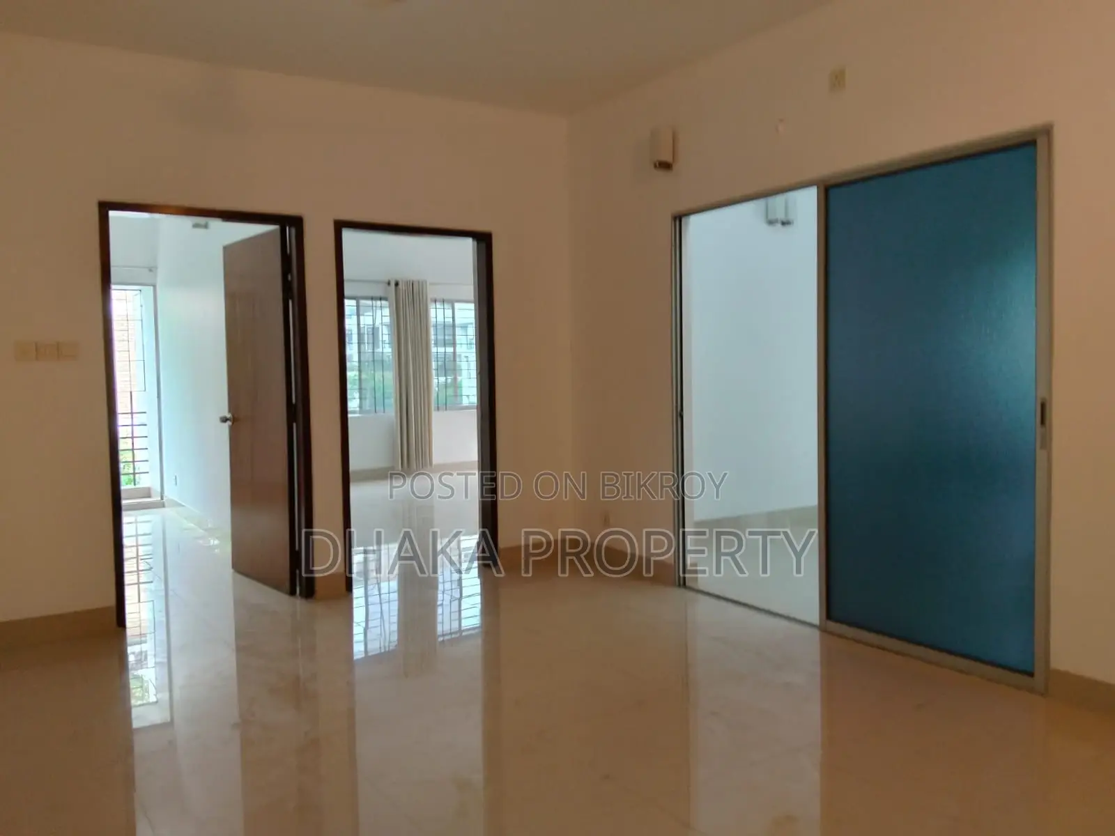 3Bed Wonderful Corner Plot Flat Rent at Baridhara Diplomatic Zone