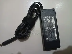 HP ORGINAL CHARGER